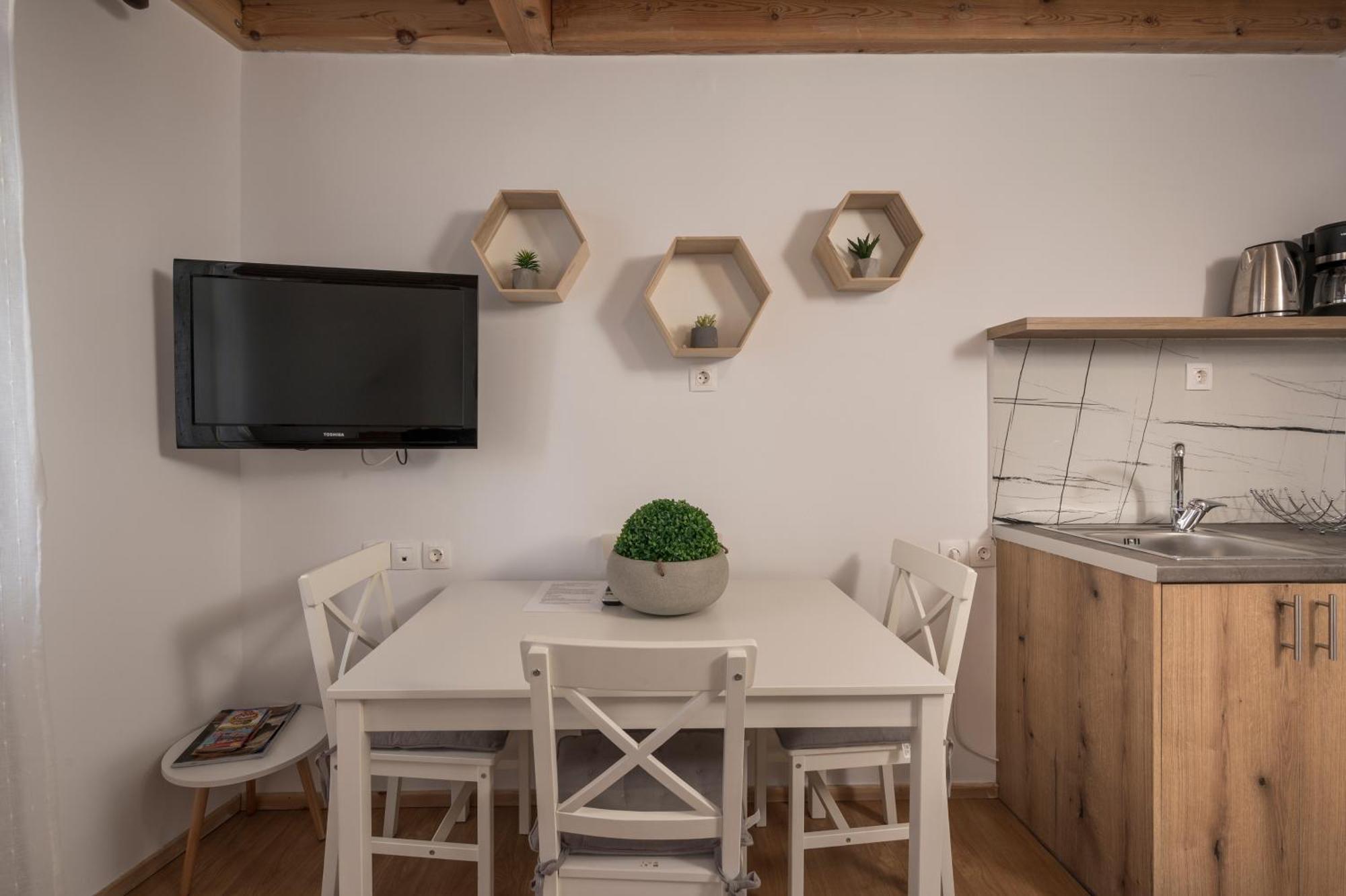 Mariviky Design Apartment Chrissi Akti Chania Exterior foto