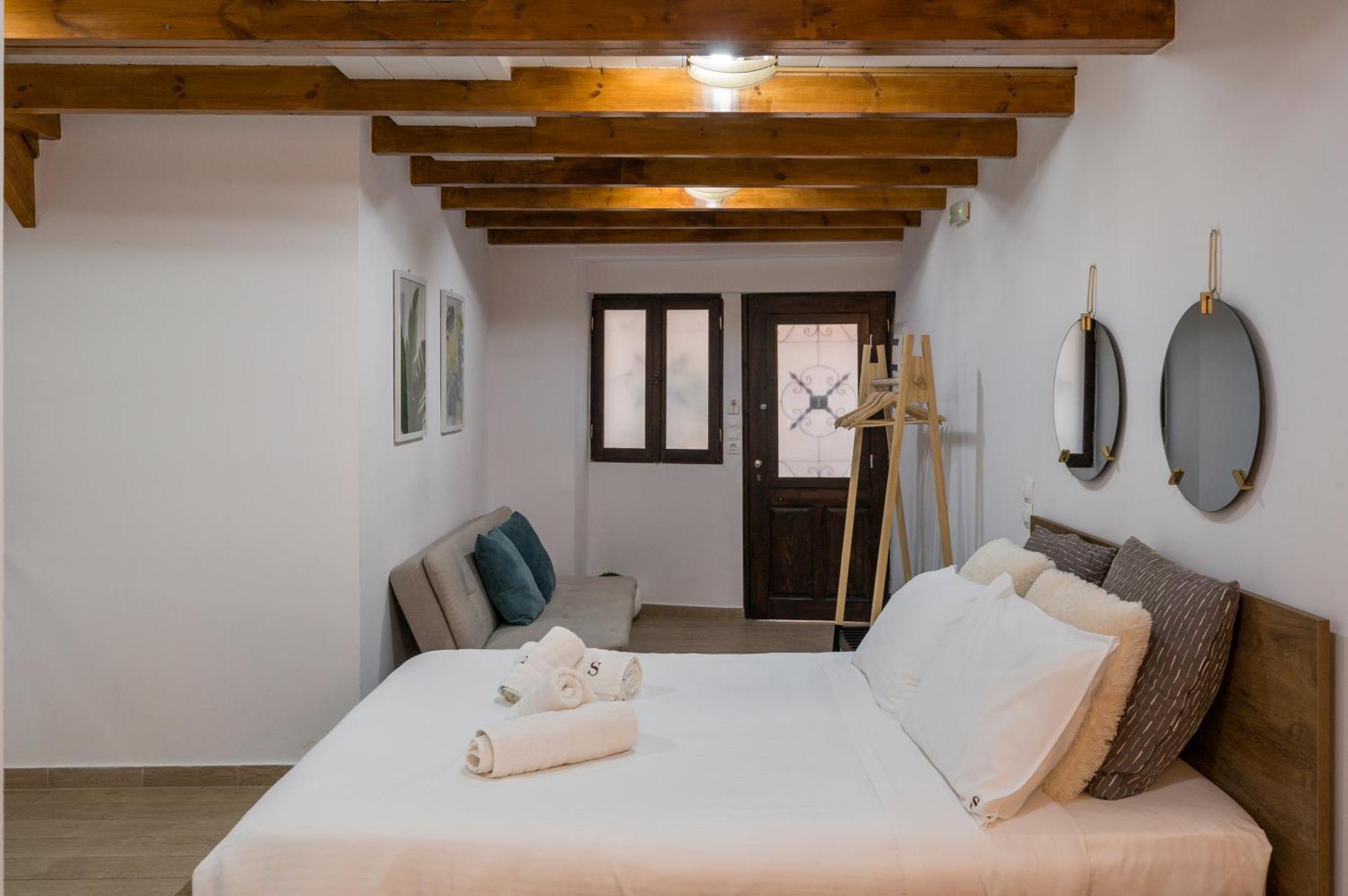 Mariviky Design Apartment Chrissi Akti Chania Exterior foto