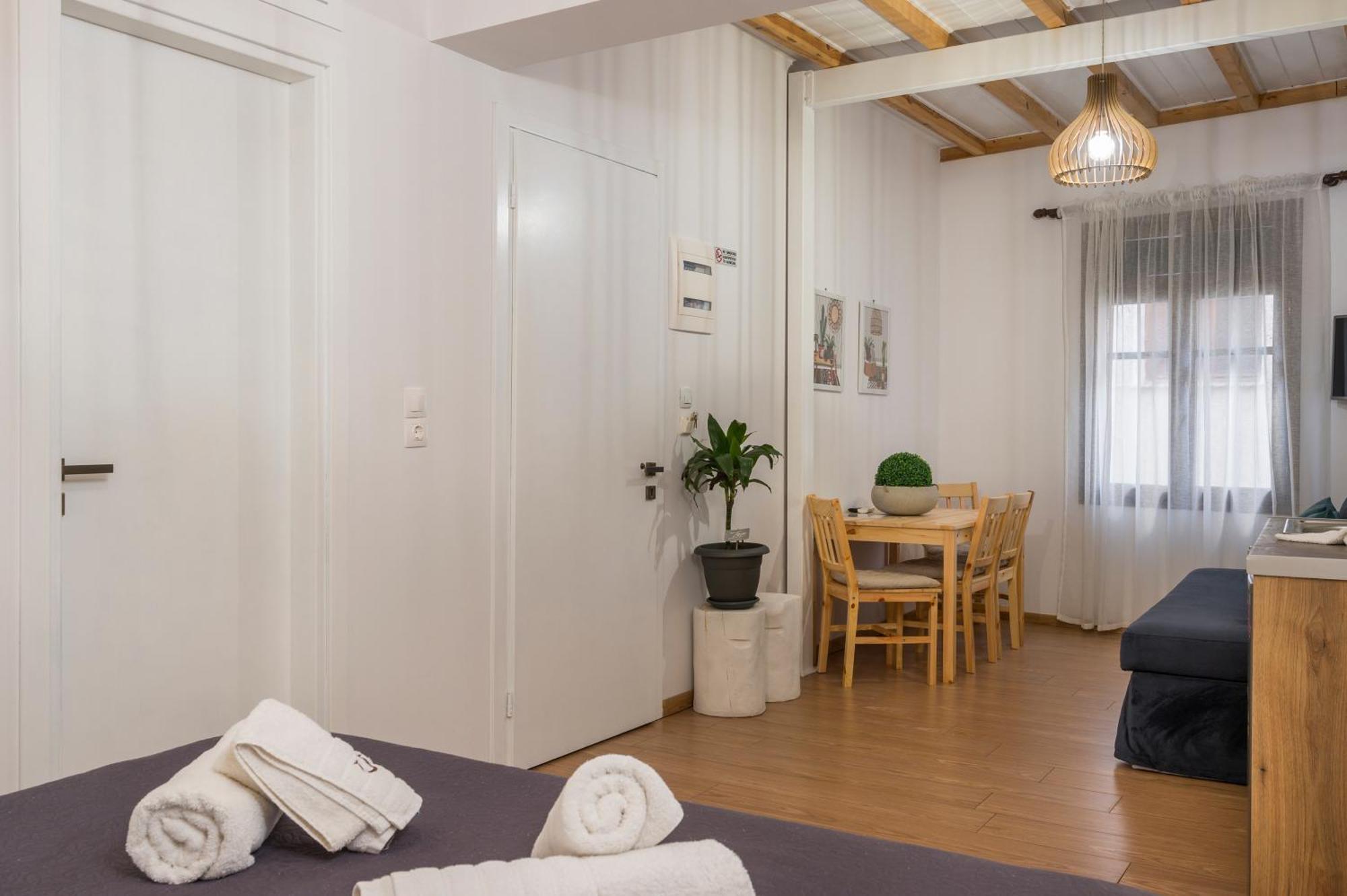 Mariviky Design Apartment Chrissi Akti Chania Exterior foto